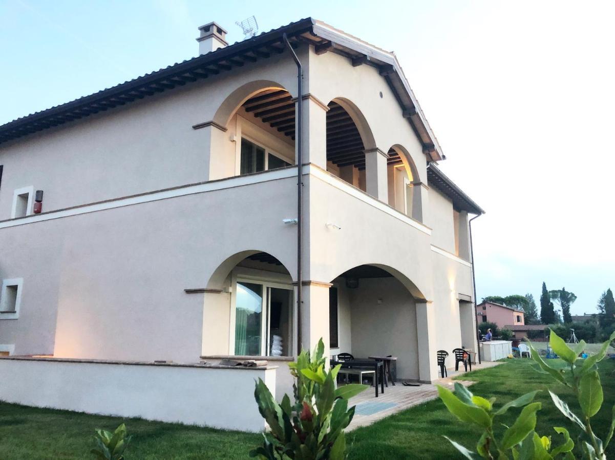 Villa Pirignano Foligno Bagian luar foto